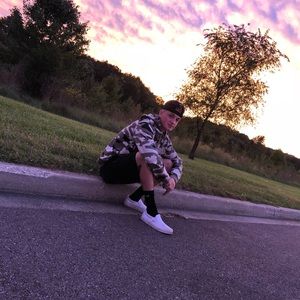 Meet your Posher, Matthew